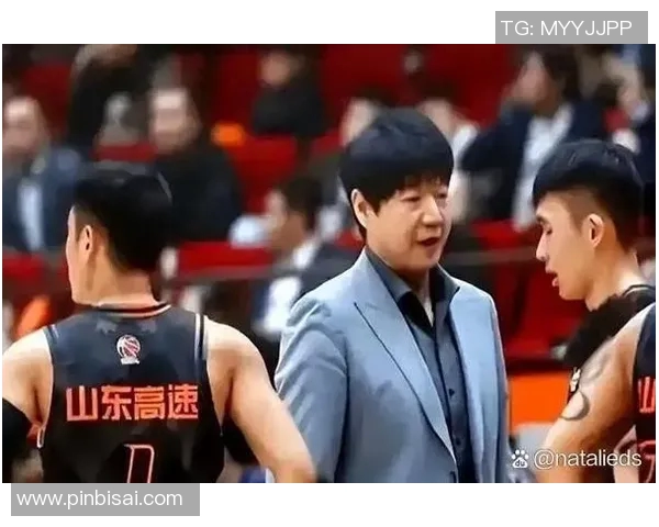 CBA精彩对决山东高速与山西的全场比赛录像回顾与精彩瞬间分析