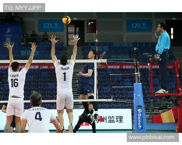 伊朗与韩国足球激战正酣比分揭晓精彩瞬间回顾